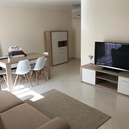 Vakantiehuis Lota *